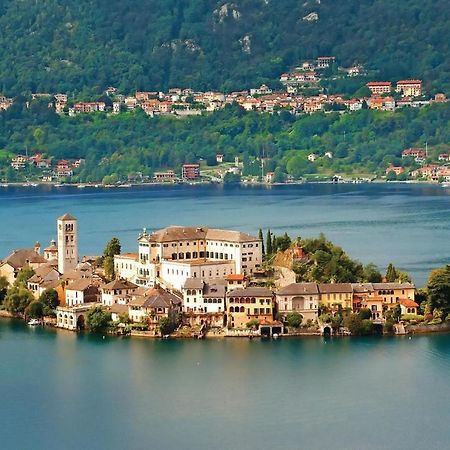 Casa Cinzia Lägenhet Baveno Exteriör bild